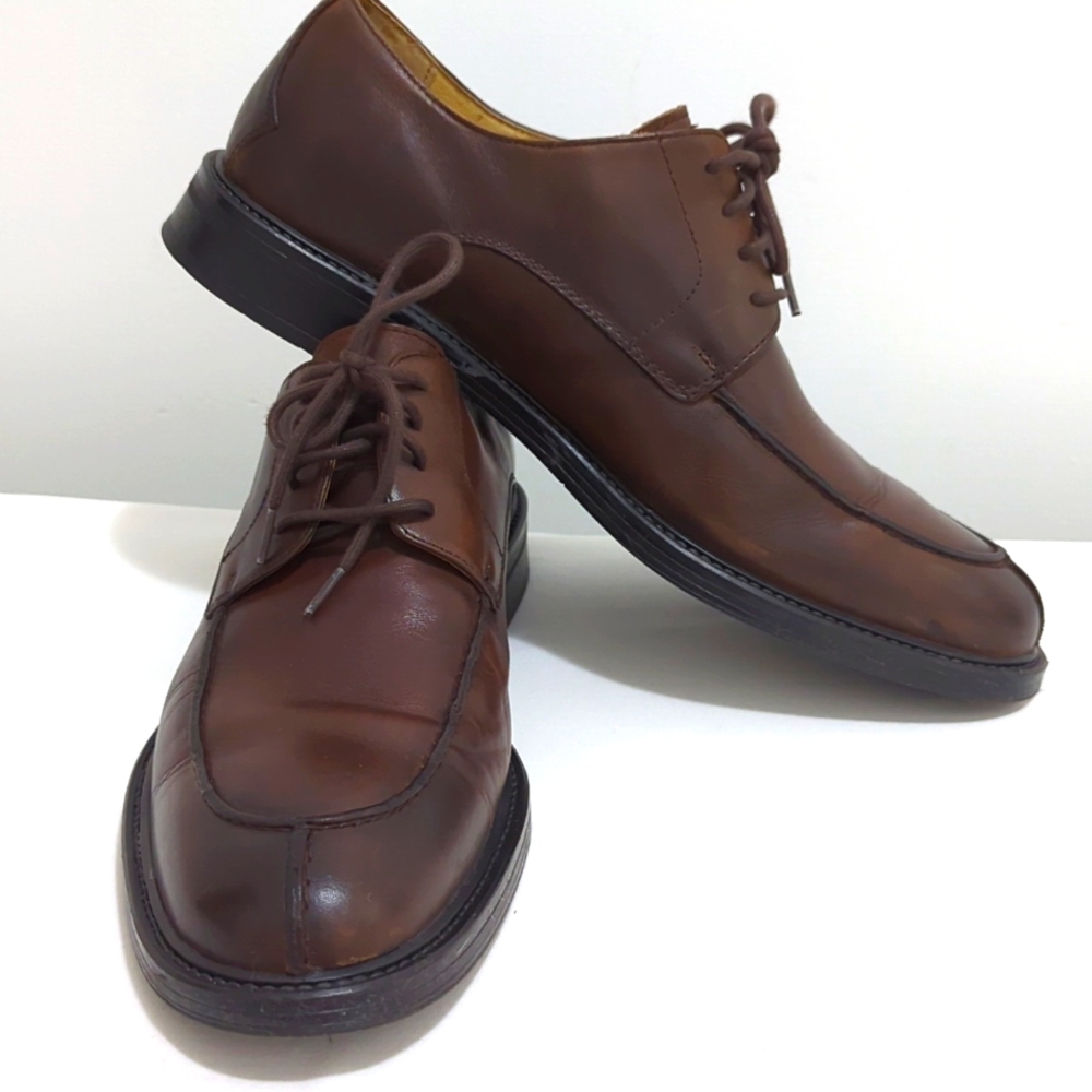 Chaps by Ralph Lauren dress shoes. 11